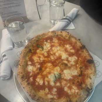 Simò Pizza - Meatpacking - Margherita - Pizza Near Me - New York, New York