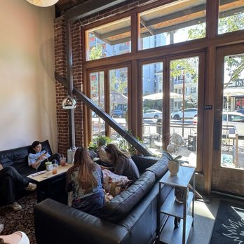 Sun House Cafe - Cafes Near Me - Sacramento, California Sun House Cafe - Cafes Near Me - Sacramento, California
