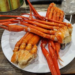 Corolla Seafood Buffet - Snow crab clusters