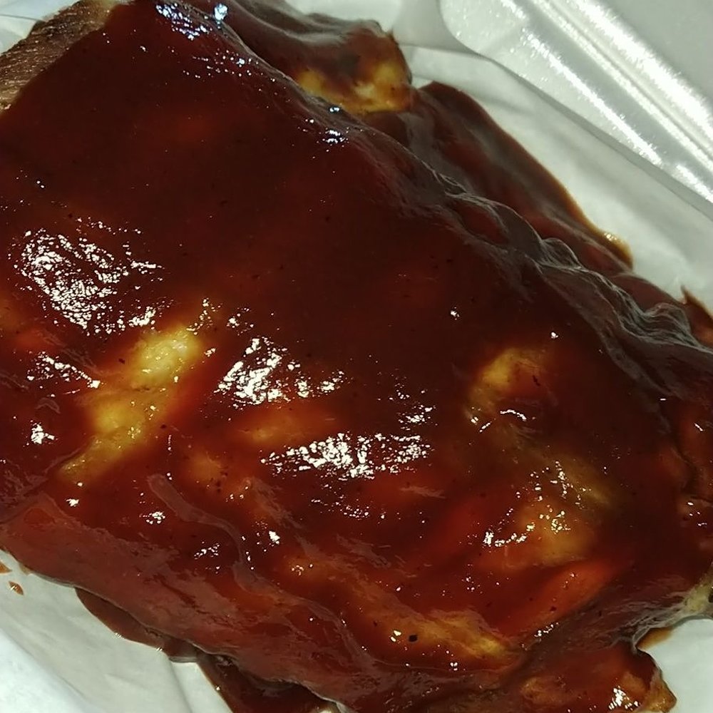 Bbq rib overly priced $25 for them to be full of fat, freezer taste, too tuff & to much sauce Bbq rib overly priced $25 for them to be full of fat, freezer taste, too tuff & to much sauce