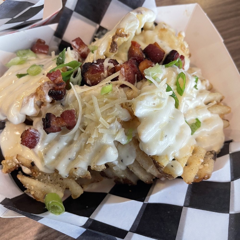 Buddy's Jersey Eats - Alfredo Fries - Food Trucks Near Me - Las Vegas, Nevada Buddy's Jersey Eats - Alfredo Fries - Food Trucks Near Me - Las Vegas, Nevada