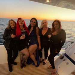 UNIQ Yacht Charters