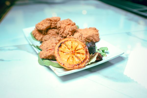 Noir Kitchen & Cocktails by null