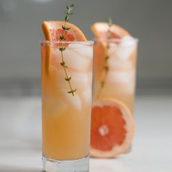Sip'n Style