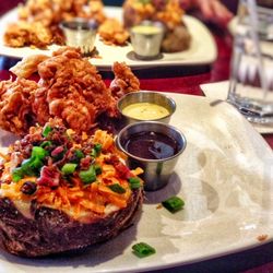 Bâton Rouge Steakhouse & Bar - Chicken tenders platter