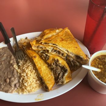 Casa De La Birria - Quesabirria and consome - Mexican Near Me - Spokane, Washington
