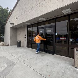 Chase Bank - Outside