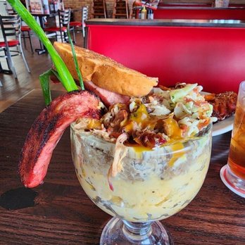 Smokey Bones - Pulled pork "sundae" - Barbeque Near Me - Utica, Michigan Smokey Bones - Pulled pork "sundae" - Barbeque Near Me - Utica, Michigan