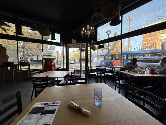 Po' Shines Cafe De La Soul by null