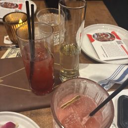 #Yelpevent! Champagne and mocktails! Tonight was a good night!