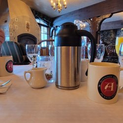 Alpenhof Restaurant - (",)