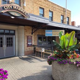 Exterior outside entrance of Pigwich - Kansas City, Missouri Exterior outside entrance of Pigwich - Kansas City, Missouri