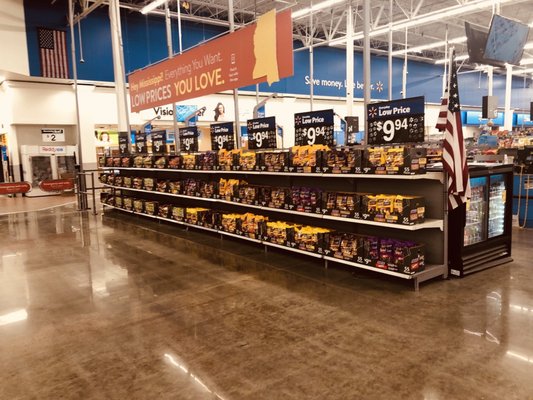 Walmart Supercenter by null