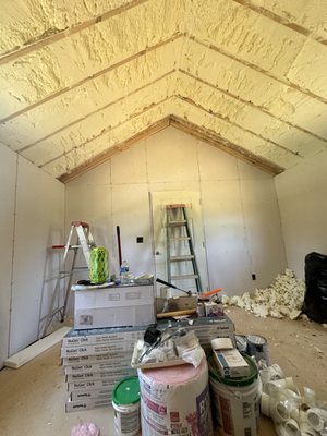 RCR Contracting Logo