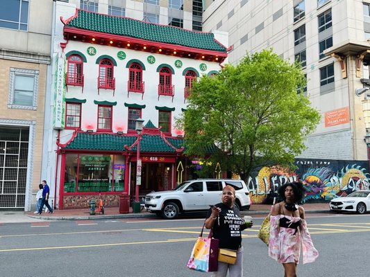 Chinatown Garden by null