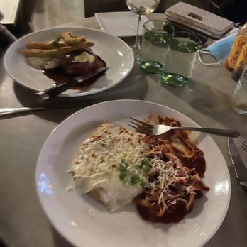 Blue River Bistro - Chicken Parmigiana and Filet Mignon - New American Near Me - Breckenridge, Colorado Blue River Bistro - Chicken Parmigiana and Filet Mignon - New American Near Me - Breckenridge, Colorado