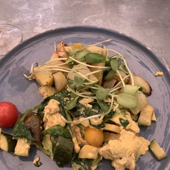 Thomas Hill Organics - Market Scramble today featured squash, tomatoes, and spinach. - New American Near Me - Paso Robles, California Thomas Hill Organics - Market Scramble today featured squash, tomatoes, and spinach. - New American Near Me - Paso Robles, California