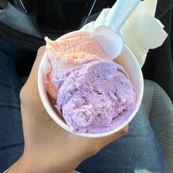 Cheaters Creamery - cereal milk (left) and ube (right) - Ice Cream & Frozen Yogurt Near Me - Cypress, Texas