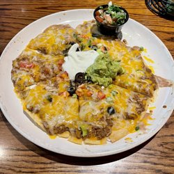 Puerto Vallarta Mexican Restaurant & Tequila Bar - Mexican pizza beef
