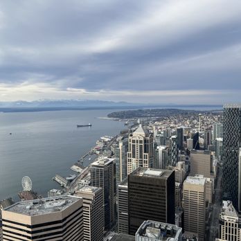 Sky View Observatory - Finding a (space) needle in a haystack of buildings - Observatories Near Me - Seattle, Washington Sky View Observatory - Finding a (space) needle in a haystack of buildings - Observatories Near Me - Seattle, Washington
