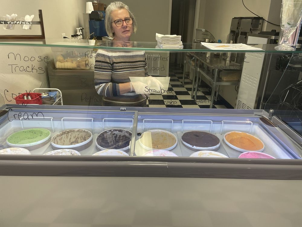 Blue Jay Scoops Logo