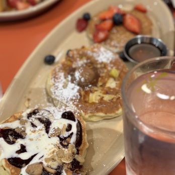 Snooze, an A.M. Eatery - Pancakes - Breakfast & Brunch Near Me - Orange, California Snooze, an A.M. Eatery - Pancakes - Breakfast & Brunch Near Me - Orange, California
