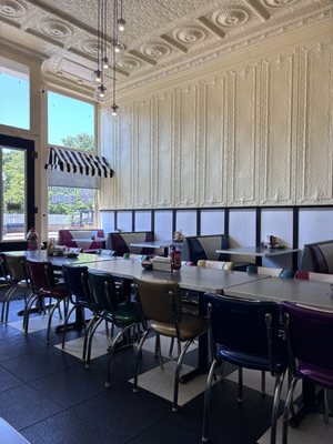 The Main Cafe by null