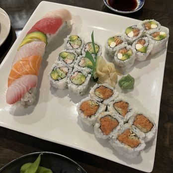 Itto Sushi - Rainbow, California, Philadelphia, and Spicy Tuna rolls - Korean Near Me - Jersey City, New Jersey Itto Sushi - Rainbow, California, Philadelphia, and Spicy Tuna rolls - Korean Near Me - Jersey City, New Jersey