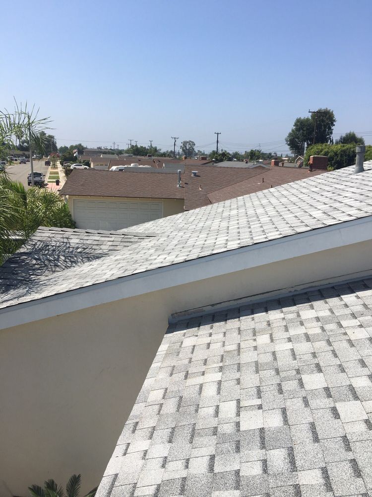 Slide of Thompson Roofing