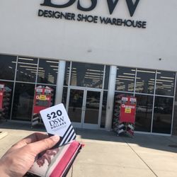 DSW - $20 off for spending $75+ today