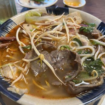 No Ne Kitchen & Bar - Hue Royal Beef Noodle soup - Vietnamese Near Me - Vancouver, British Columbia No Ne Kitchen & Bar - Hue Royal Beef Noodle soup - Vietnamese Near Me - Vancouver, British Columbia