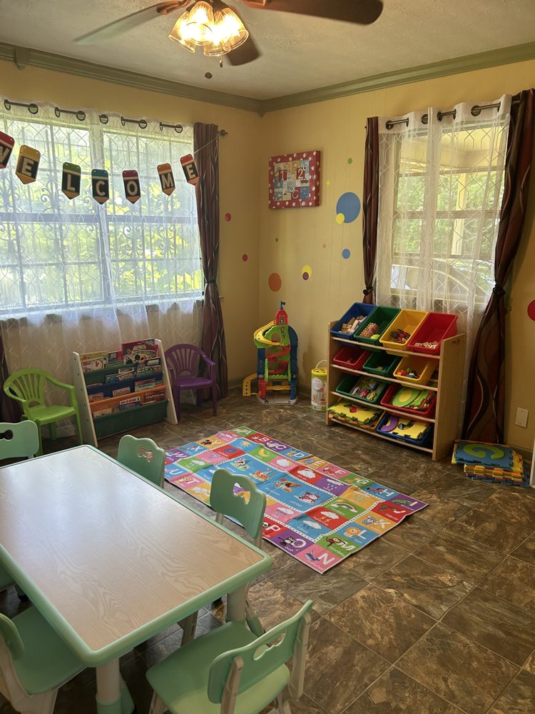Smiling Faces Learning Center - childcare center in Brandon, MS