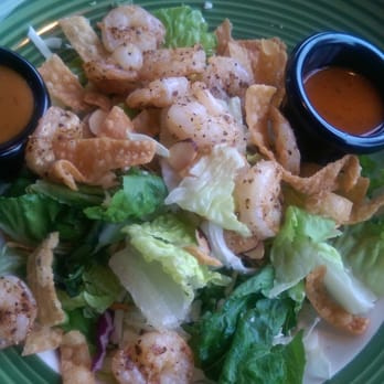 Applebee's Grill + Bar - My new fave thai shrimp salad - American Near Me - East Islip, New York Applebee's Grill + Bar - My new fave thai shrimp salad - American Near Me - East Islip, New York