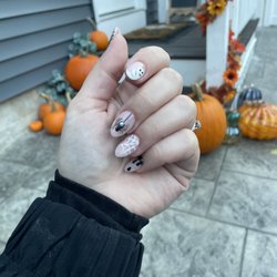 Xotic Nails - Love this place! I always leave happy and my nails last so much longer than they used to. Tracey is talented and very thorough. Thank you!