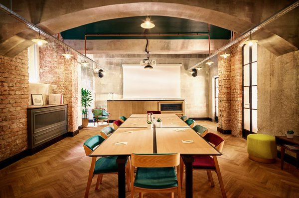 Max Brown Hotel 7th District by null