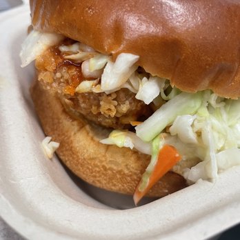 bb.q Chicken Kahala - Hot spicy chicken sandwich - Chicken Wings Near Me - Honolulu, Hawaii