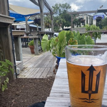 Waterman's Brewing - Back patio is awesome - Brewpubs Near Me - Wilmington, North Carolina Waterman's Brewing - Back patio is awesome - Brewpubs Near Me - Wilmington, North Carolina