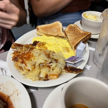 Keystone Restaurant - eggs, toast, hash browns, and coffee - Breakfast & Brunch Near Me - Harrisburg, Pennsylvania Keystone Restaurant - eggs, toast, hash browns, and coffee - Breakfast & Brunch Near Me - Harrisburg, Pennsylvania