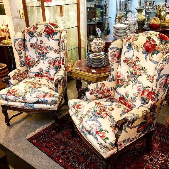 H & B GALLERY 2730 Hennepin Ave, Minneapolis, Minnesota Antiques