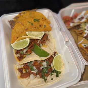 Taqueria Los Chilangos - Tacos de Al Pastor, birria taco - Food Trucks Near Me - Miami, Florida Taqueria Los Chilangos - Tacos de Al Pastor, birria taco - Food Trucks Near Me - Miami, Florida