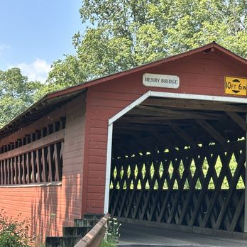 Burt Henry Covered Bridge - Landmarks & Historical Buildings Near Me - Bennington, Vermont
