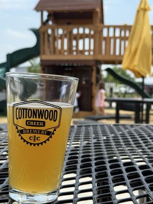 Cottonwood Creek Brewery by null