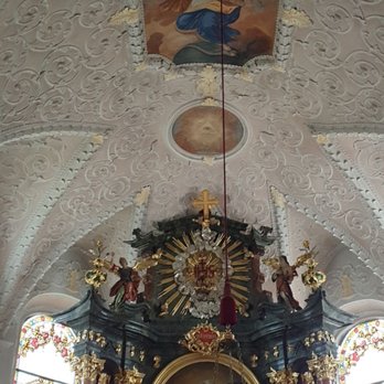 St. Michael - Deckengemälde und Hauptaltar - Churches Near Me - Rain, BY
