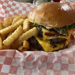 Steeleys Grill And Tackle - Double bacon cheeseburger