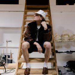 Leo's Clothing Supply - Samson