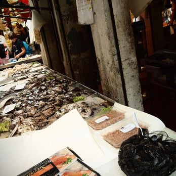 Fisch-Gruber - Farmers Market Near Me - Vienna, 9 Fisch-Gruber - Farmers Market Near Me - Vienna, 9