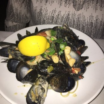Spiro's - New American Near Me - Rocky Point, New York