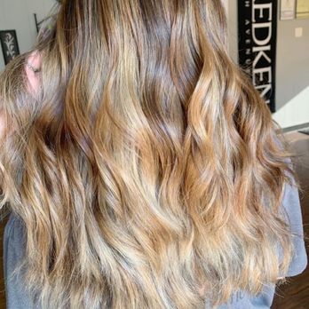 Hypnotik Salon - the picture she posted of my hair. which is clearly edited - Hair Salons Near Me - College Station, Texas Hypnotik Salon - the picture she posted of my hair. which is clearly edited - Hair Salons Near Me - College Station, Texas
