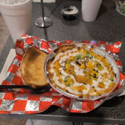 The Mac Shack - Mac and cheese (all cheeses, broccoli, ranch, no meat, corn, and mushrooms!)