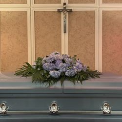 Frey Florist - Beautiful funeral arrangement